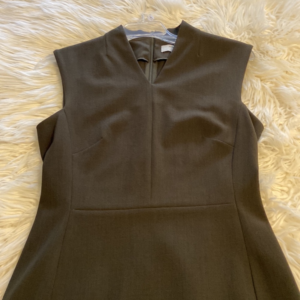 M.M.Lafleur Dress size 2 excellent condition length 38” bust 28” - Picture 11 of 16